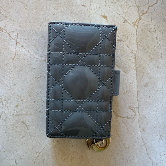 Lady Dior Jasmine Card Holder in Sky Blue Patent Cannage Calfskin - Picture 3 of 9